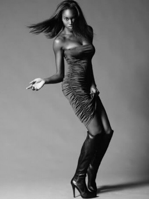 700_136_11-damaris-lewis