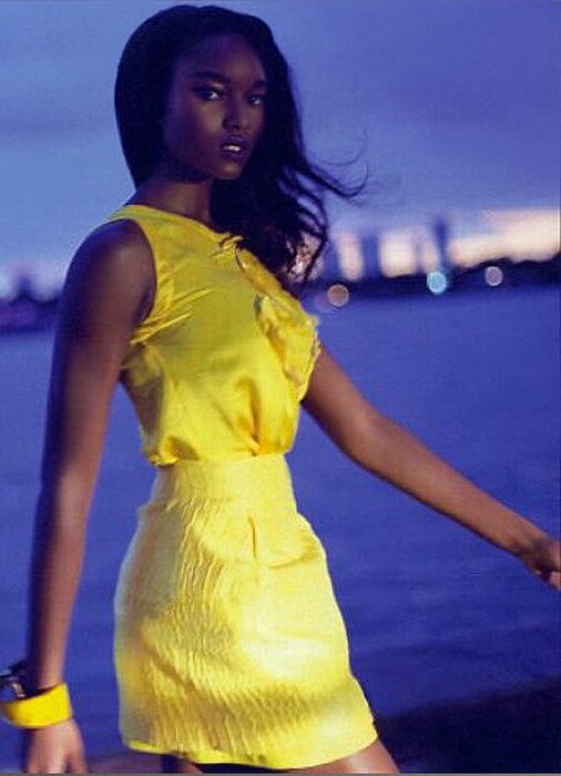 700_pfolio_brightyellowdress